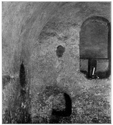 Photo of the crypt