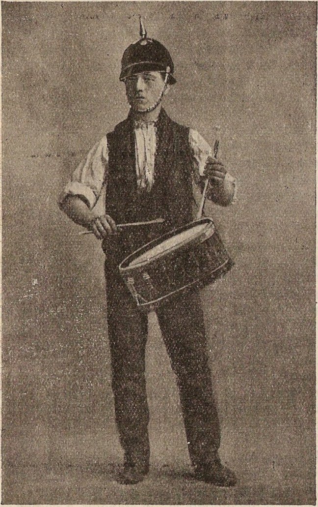 Moyss, o tambor dos revolucionarios