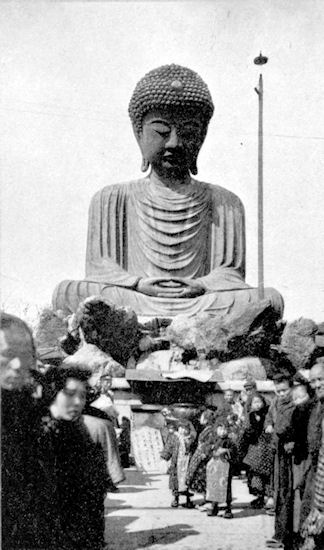 Great Bronze Buddha statue