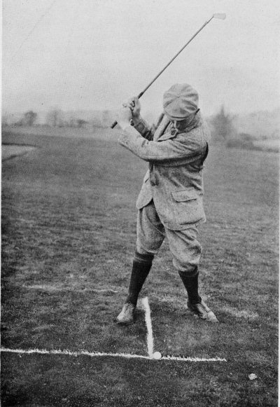 PLATE XXX. A LOW BALL (AGAINST WIND) WITH THE CLEEK. TOP OF THE SWING