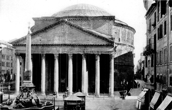 Vandalized the Vittorio Emanuele II gallery in Milan. Salvini