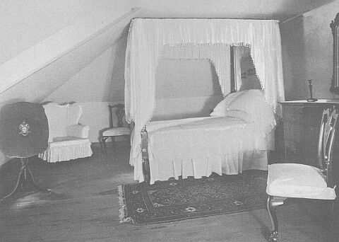 Martha Washington's Bedroom
