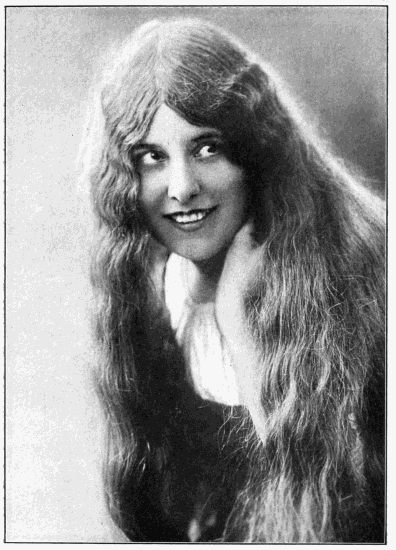 THE GOOSE GIRL IN "KNIGSKINDER"