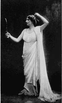 MARY GARDEN AS CHRYSIS (1906)