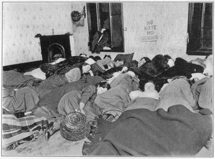 IN THIS MANNER THOUSANDS OF WOMEN THROUGHOUT THE KINGDOM
SLEPT IN UNOCCUPIED HOUSES OVER CENSUS NIGHT