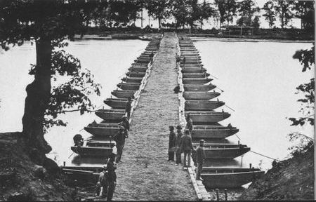 General Lee had hoped that Virginia's numerous streams and rivers would delay
Grant's advance, but Federal engineers with portable pontoon bridges kept the
army at Lee's heels.
