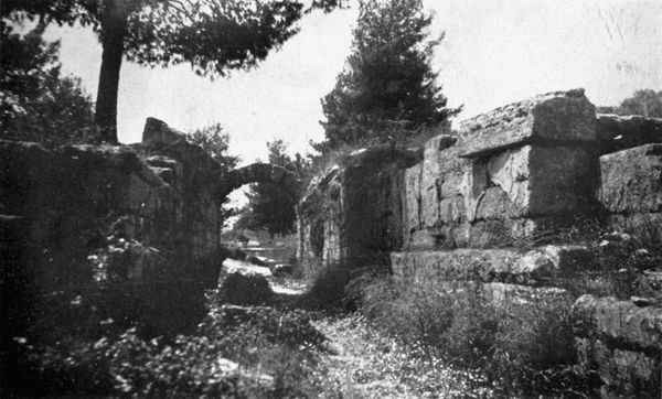 OLYMPIA&mdash;ENTRANCE TO THE ATHLETIC FIELD