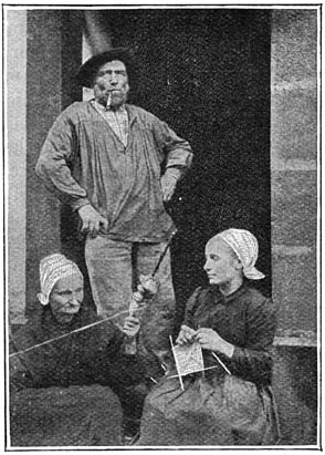 Op een drempel te Land&eacute;vennec.