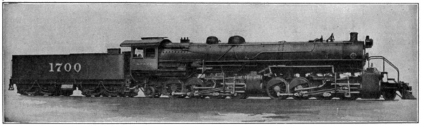 Articulated freight locomotive