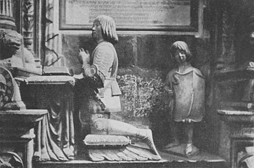 DUOMO — CAPPELLA DI S. AGATA: PARTICOLARE DEL MAUSOLEO DEL VICER DE ACUA.