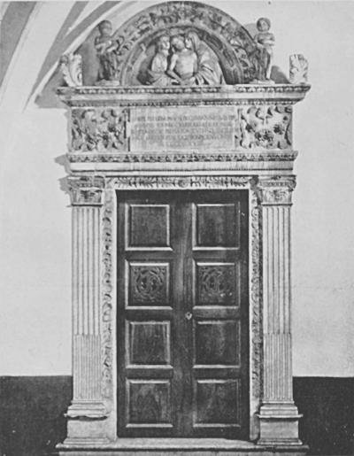 CHIESA DI S. MARIA DI GES — PORTA DELLA CAPPELLA DI CASA PATERN.