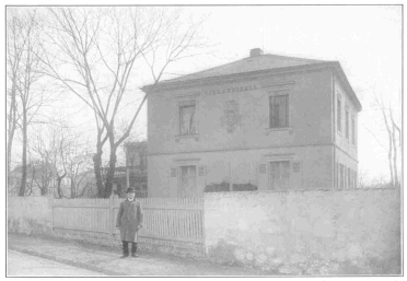 The Author standing in front of Villa Frikell at
Kötchenbroda, Germany, where the master magician, Wiljalba Frikell,
spent the last years of his life. From the Harry Houdini Collection.
