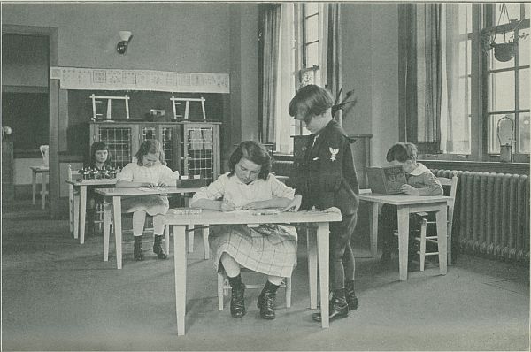 The Project Gutenberg eBook of The Montessori Elementary Material, by Maria  Montessori.