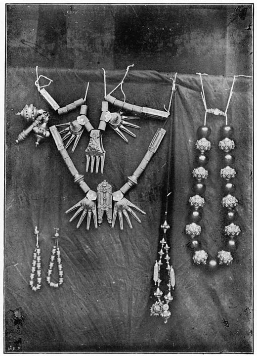 Jewelry of Nāttukōttai Chettis.