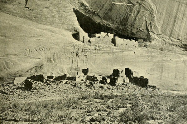 The Ruins in Canyon
de Chelly, Arizona, called “Casa Blanca”.
