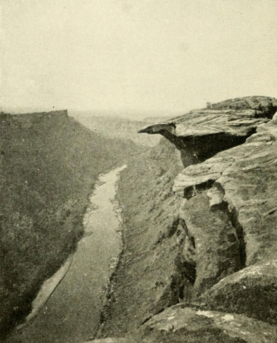 Head of Cataract
Canyon, Looking down from Top of Walls near the Junction of the Grand and
Green.