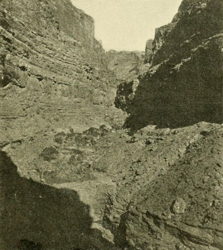 Side Canyon of
Cataract Canyon.