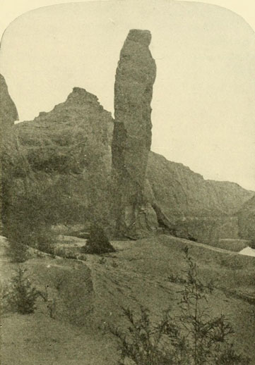 Glen Canyon,
Sentinel Rock.