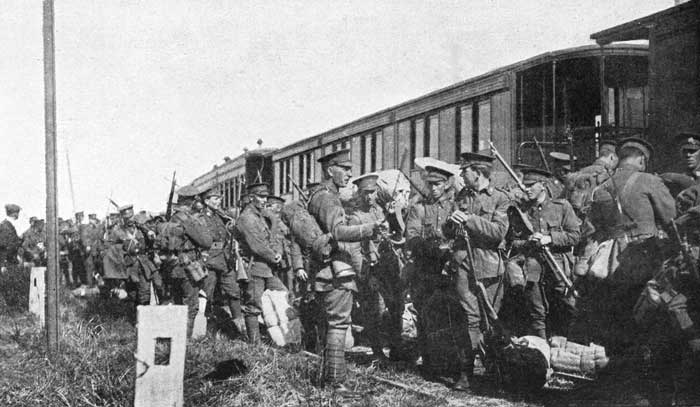 Otago Infantry entraining at Tahuna Park, Dunedin