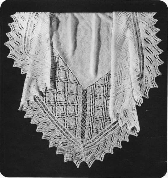 Knitted Shawl See opposite page.