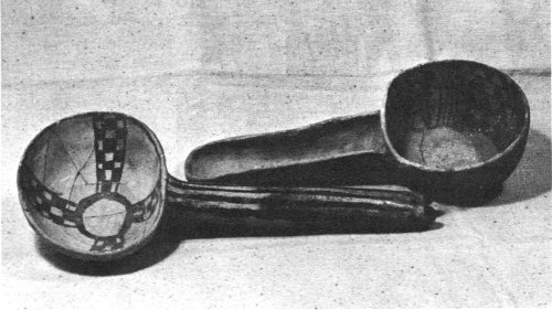 Pottery ladles from Aztec Ruins. Left ladle: Diameter of bowl, 4&frac14;&Prime;; Handle length, 12&frac12;&Prime;; Height, 2&frac14;&Prime;. Right ladle: Diameter of bowl, 5&Prime;; Handle length, 6&frac34;&Prime;; Height, 2&frac12;&Prime;.