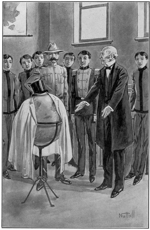 &ldquo;IT LOOKS LIKE A SCARECROW, SIR!&rdquo;