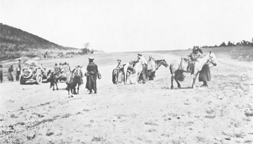 Mongolische Reiter auf der Straße nach Kiachta.