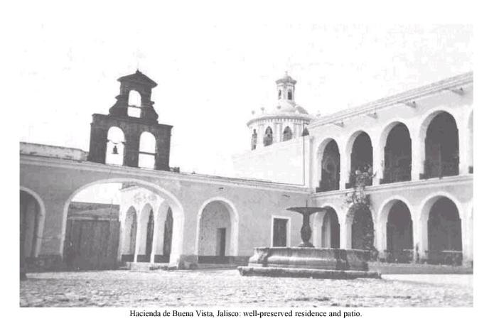 Hacienda de Buena Vista, Jalisco: well-preserved residence and patio.