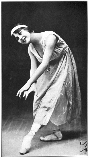 Image not available: Mlle. Lydia Lopoukowa

To face page 259

