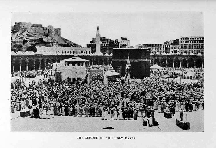 Photograph: THE MOSQUE OF THE HOLY KAABA