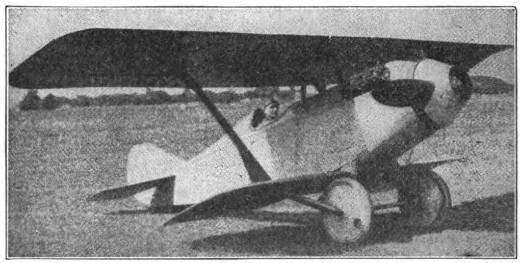 Fig. 4a. Curtiss "Wireless" Speed Scouts (S-2).